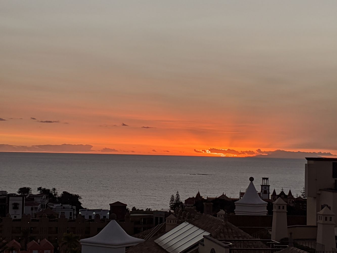 Sunset looking out over the sea Sunset looking out over the sea